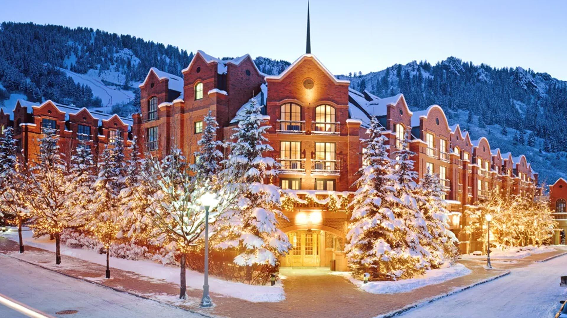 TM-E-Best5-BlogImage-Image-ST.-REGIS-ASPEN