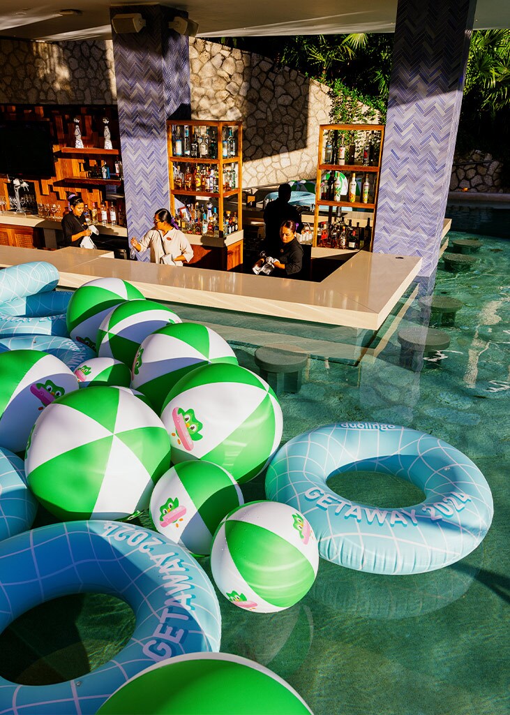 TM-S-DUO-GETAWAY-POOL