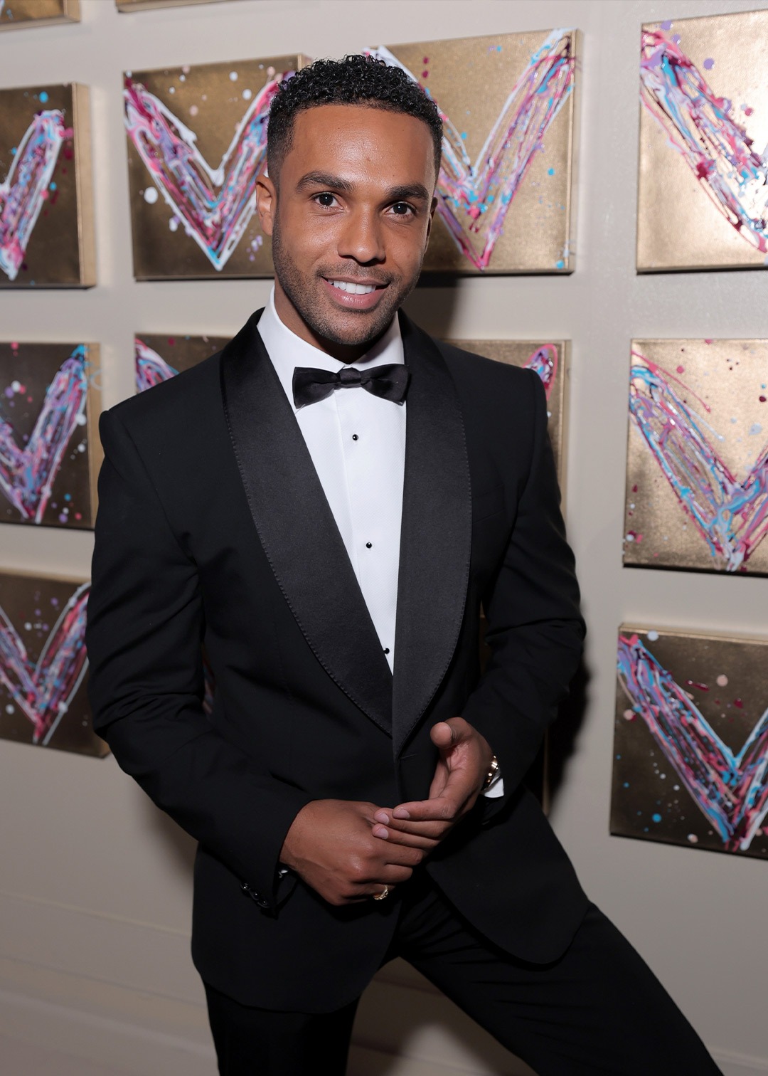 TM-E-AngelBall24-Portrait-02